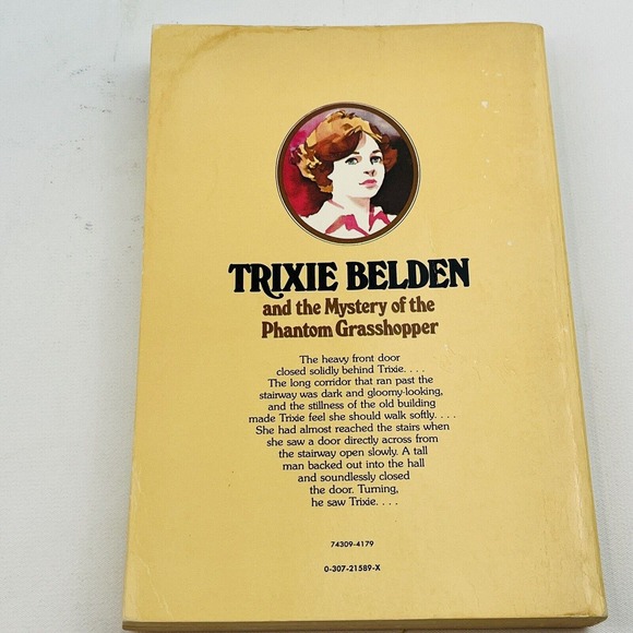 Trixie Belden‎ #18 The Mystery Of The Phantom Grasshopper PB 1977 Oval Kenny - Picture 4 of 4